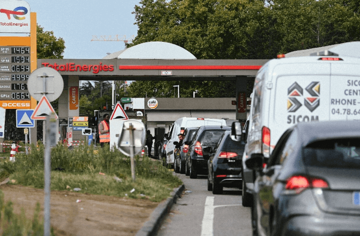 Penurie Carburant dans les Alpes-Maritimes: Début de la crise économique?