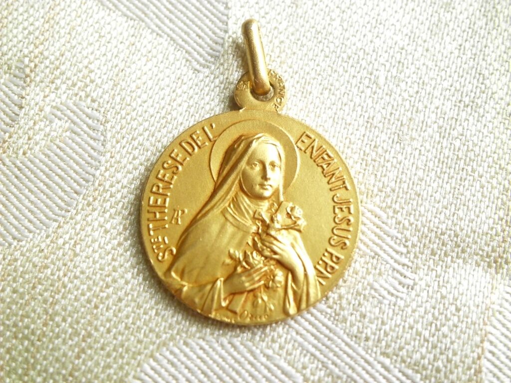medaille religieuse or